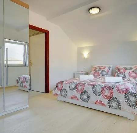 Ferienwohnung Marina 1 * Pomer